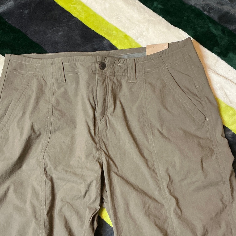 Royal Robbins Women’s Brown Flat Front Shorts - Picture 6 of 13